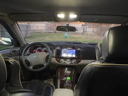 Toyota Camry 2005 года за 4 800 000 тг. в Шымкент – фото 11