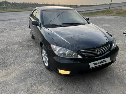 Toyota Camry 2005 года за 4 800 000 тг. в Шымкент – фото 3