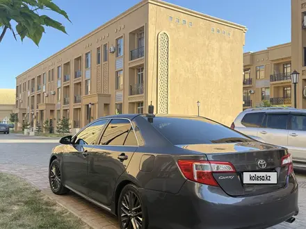Toyota Camry 2012 года за 8 000 000 тг. в Уральск – фото 3