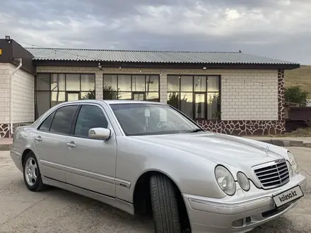 Mercedes-Benz E 280 2000 года за 5 000 000 тг. в Шымкент – фото 9