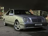 Mercedes-Benz E 230 1995 годаүшін1 900 000 тг. в Петропавловск