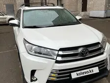 Toyota Highlander, 2015