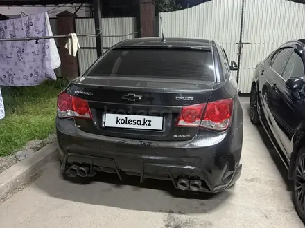 Chevrolet Cruze 2014 года за 3 750 000 тг. в Алматы – фото 14