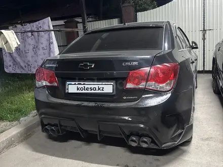 Chevrolet Cruze 2014 года за 3 750 000 тг. в Алматы – фото 16