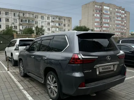 Lexus LX 570 2016 года за 39 500 000 тг. в Актобе – фото 3