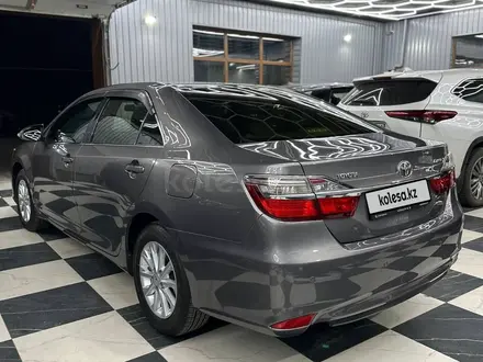 Toyota Camry 2015 года за 8 500 000 тг. в Шымкент – фото 16