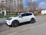 Toyota RAV4 2017 года за 13 500 000 тг. в Семей – фото 4