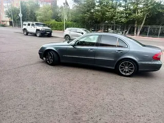 Mercedes-Benz E 350