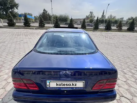 Mercedes-Benz E 320 2000 года за 5 200 000 тг. в Алматы – фото 4