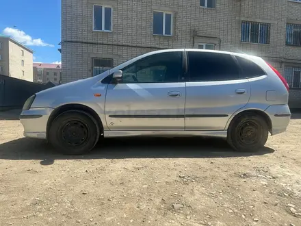 Nissan Almera Tino 2001 годаүшін2 500 000 тг. в Актобе