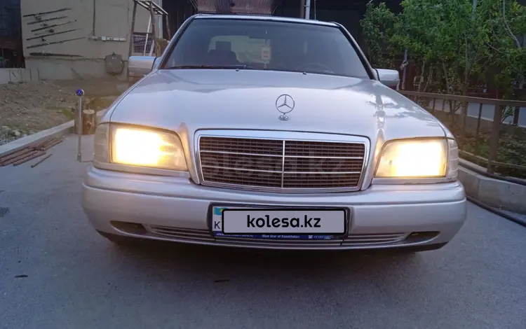 Mercedes-Benz C 200 1993 года за 2 200 000 тг. в Шымкент