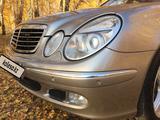 Mercedes-Benz E 320 2003 года за 7 000 000 тг. в Петропавловск – фото 4