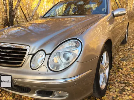 Mercedes-Benz E 320 2003 года за 7 000 000 тг. в Петропавловск – фото 12