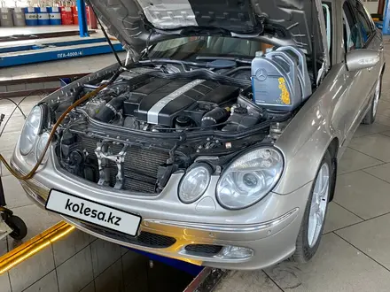 Mercedes-Benz E 320 2003 года за 7 000 000 тг. в Петропавловск – фото 5