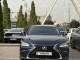 Lexus ES 350 2021 года за 19 500 000 тг. в Алматы – фото 4
