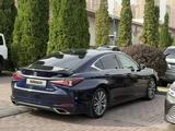 Lexus ES 350 2021 года за 19 500 000 тг. в Алматы – фото 3