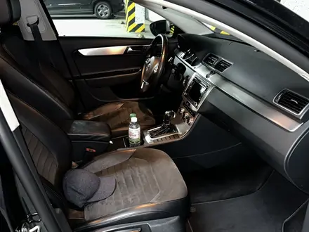 Volkswagen Passat 2012 года за 7 300 000 тг. в Алматы – фото 7