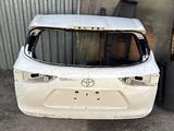 Дверь багажника Toyota Highlander за 250 000 тг. в Караганда