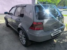 Volkswagen Golf, 1998