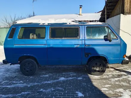 Volkswagen Caravelle 1990 года за 1 500 000 тг. в Каскелен – фото 3