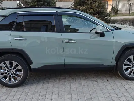 Toyota RAV4 2020 года за 14 500 000 тг. в Усть-Каменогорск – фото 5