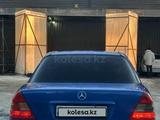 Mercedes-Benz C 180 1995 года за 1 550 000 тг. в Уральск – фото 4