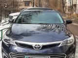 Toyota Avalon 2014 года за 13 200 000 тг. в Алматы