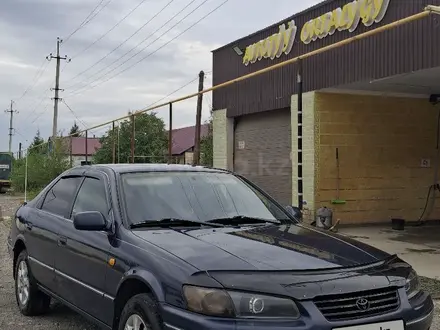 Toyota Camry 1998 года за 4 350 000 тг. в Зайсан – фото 4