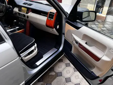 Land Rover Range Rover 2008 года за 9 000 000 тг. в Алматы – фото 25