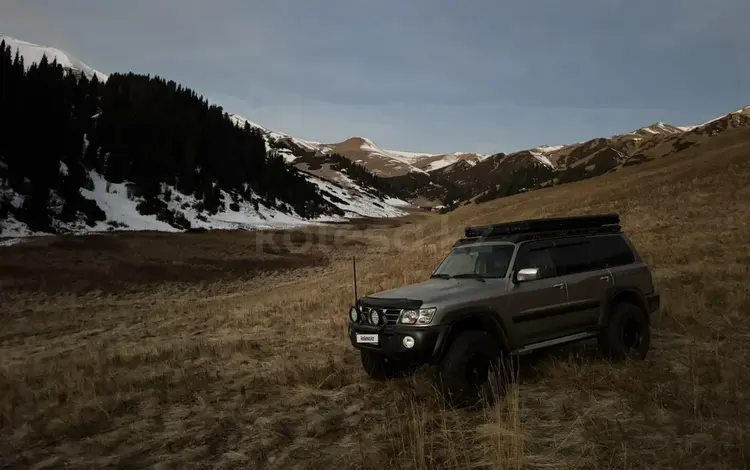 Nissan Patrol 2003 года за 13 000 000 тг. в Алматы