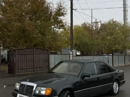 Mercedes-Benz E 230 1989 года за 1 400 000 тг. в Жанакорган – фото 6