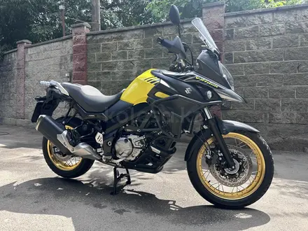 Suzuki  V-Strom DL 650 2018 года за 3 900 000 тг. в Алматы