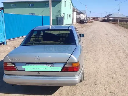 Mercedes-Benz E 200 1990 года за 850 000 тг. в Кызылорда – фото 4