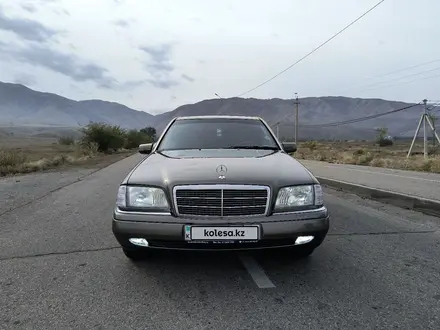 Mercedes-Benz C 200 1993 года за 3 500 000 тг. в Алматы – фото 2