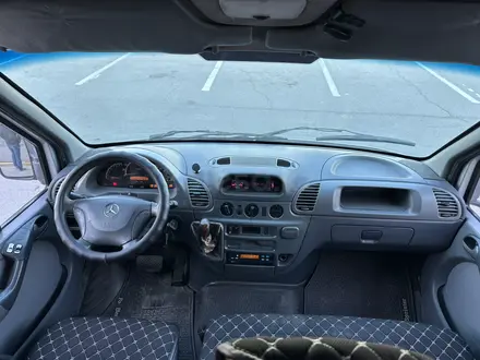 Mercedes-Benz Sprinter 2004 года за 7 700 000 тг. в Алматы – фото 8