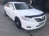 Toyota Camry 2011 года за 7 177 777 тг. в Тараз – фото 2