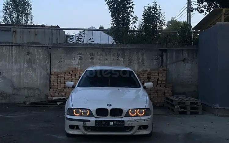 BMW 528 1998 года за 2 200 000 тг. в Алматы