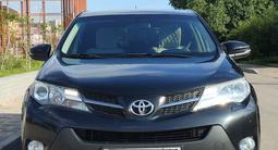 Toyota RAV4 2014 года за 9 300 000 тг. в Астана – фото 2
