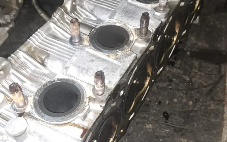 Блок Двигателя, Головка блока цилиндров ГБЦ 3UZ 4.3 Toyota за 1 000 тг. в Алматы