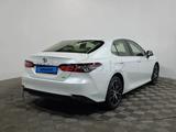 Toyota Camry 2023 года за 17 500 000 тг. в Алматы – фото 5