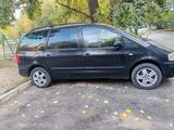 Volkswagen Sharan 2000 года за 3 200 000 тг. в Уральск – фото 4