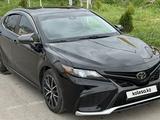 Toyota Camry 2021 года за 12 000 000 тг. в Алматы – фото 4