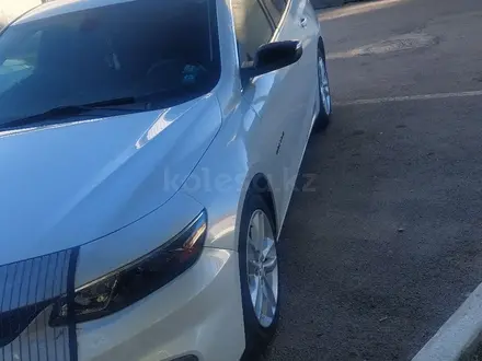 Chevrolet Malibu 2018 года за 8 000 000 тг. в Алматы – фото 2