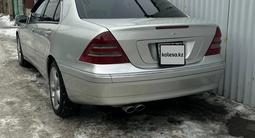 Mercedes-Benz C 240 2001 годаfor3 300 000 тг. в Алматы – фото 5