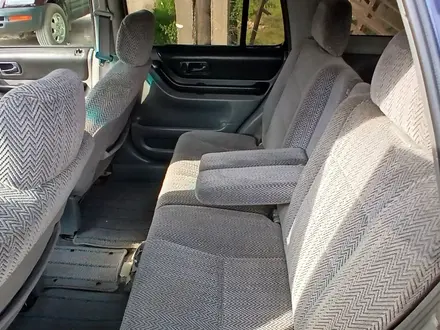 Honda CR-V 1996 года за 2 400 000 тг. в Алматы – фото 15