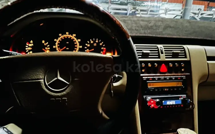 Mercedes-Benz E 320 1998 годаүшін3 600 000 тг. в Актау