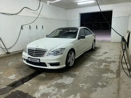 Mercedes-Benz S 500 2008 года за 7 500 000 тг. в Актау – фото 5