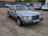 Mercedes-Benz E 200 1993 года за 2 500 000 тг. в Кокшетау