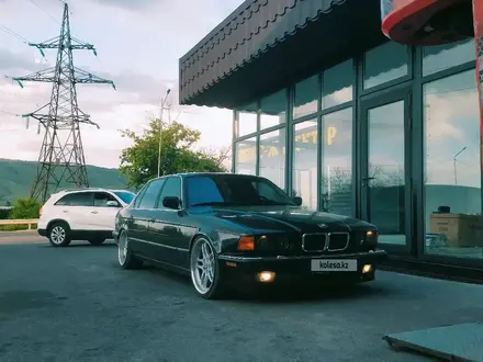 BMW 740 1993 года за 6 000 000 тг. в Алматы – фото 14