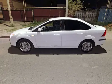 Ford Focus 2007 года за 2 600 000 тг. в Атырау – фото 2